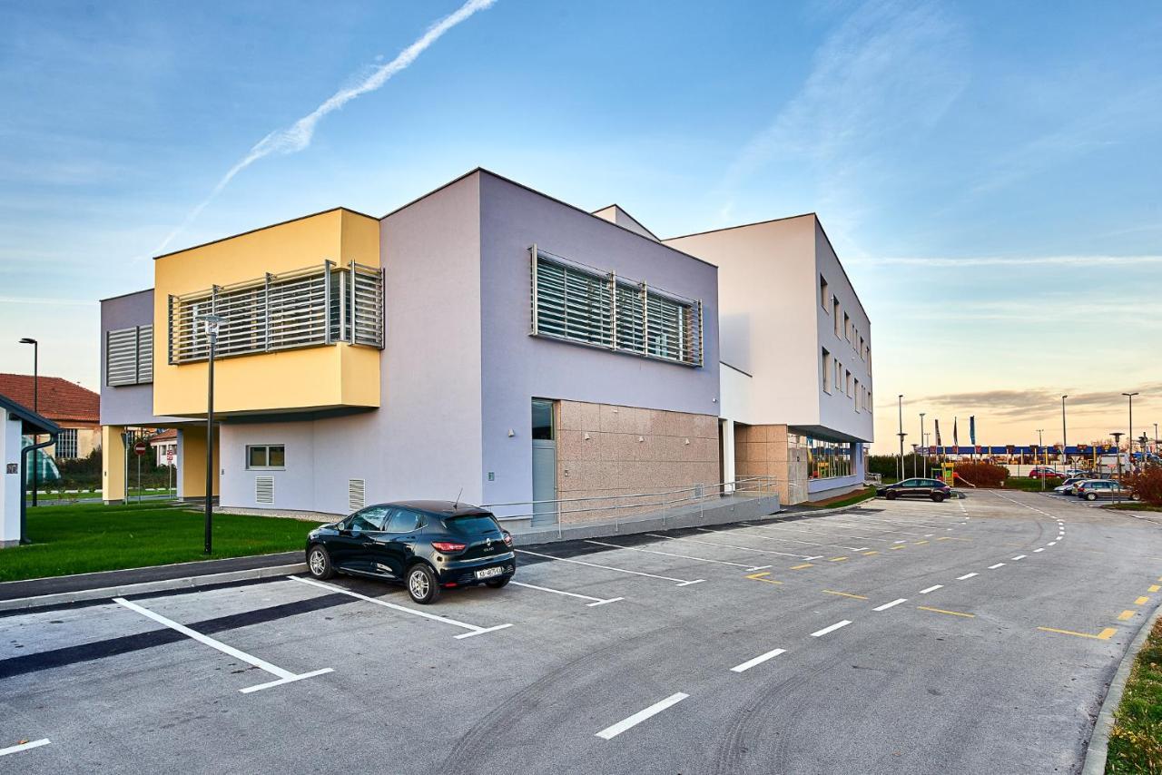 Hotel Europa Karlovac Exteriér fotografie